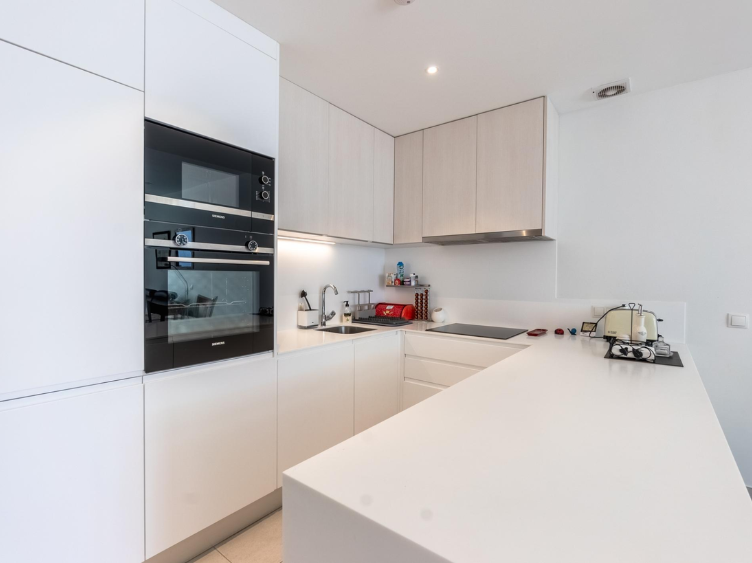 kitchen cabinet refinishing, 1 worcester, MA